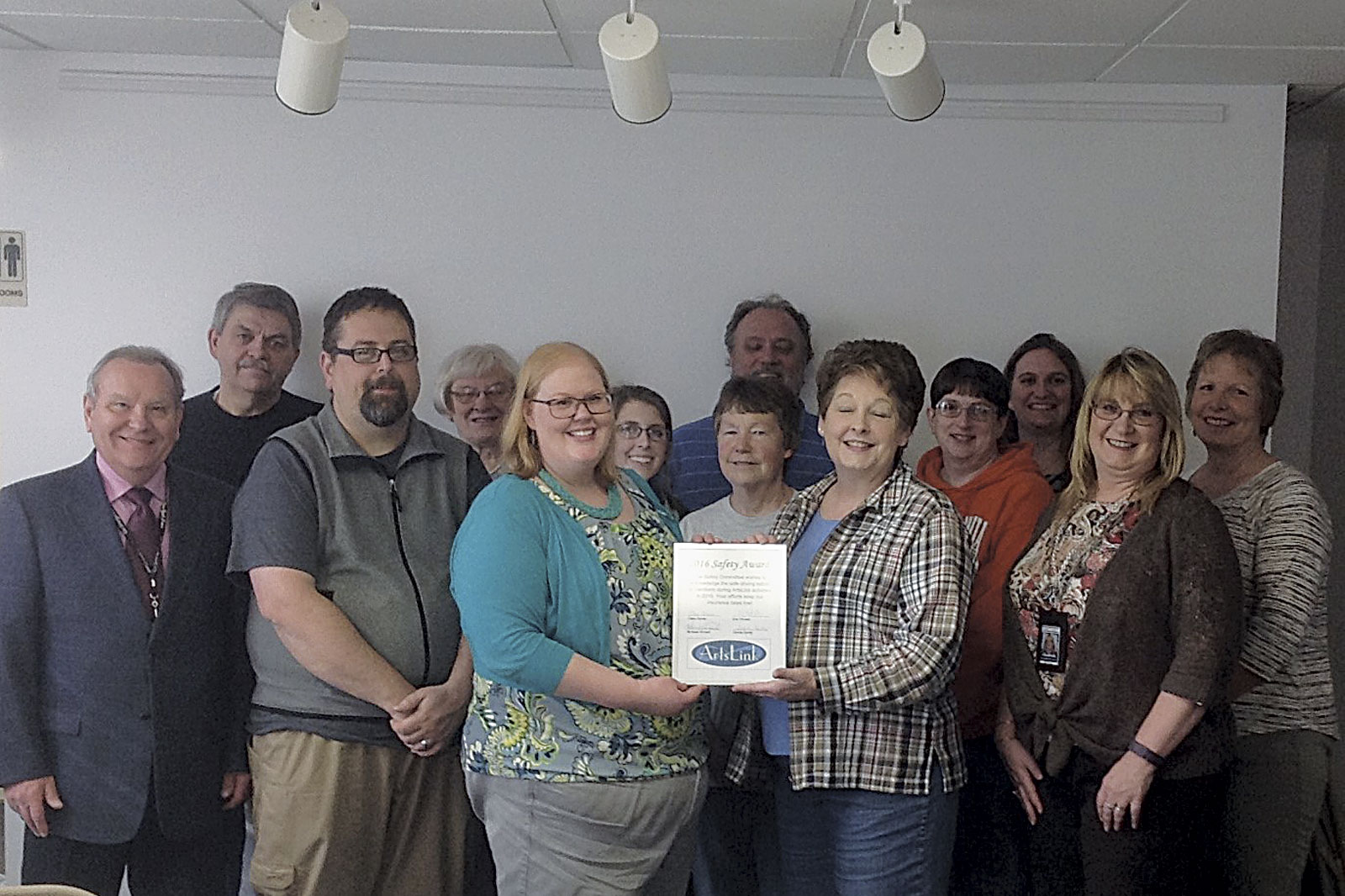 ArtsLink presents award to members News, Sports, Jobs News and Sentinel